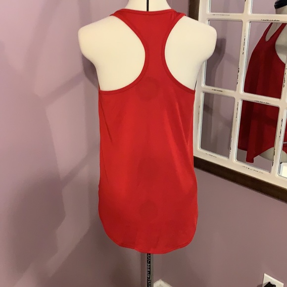Red Razorback Workout Tank 🏋️‍♀️ - Picture 2 of 2
